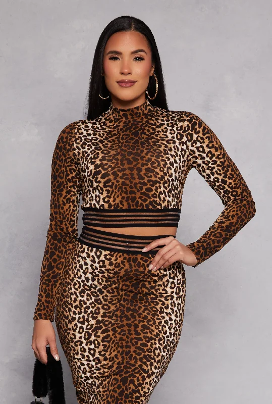 Advanced Design Iris Leopard Print Mock Neck Crop Top