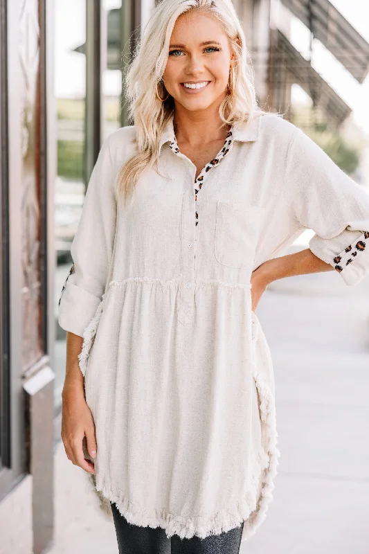 Economic Outlook Have Your Attention Oatmeal White Tunic