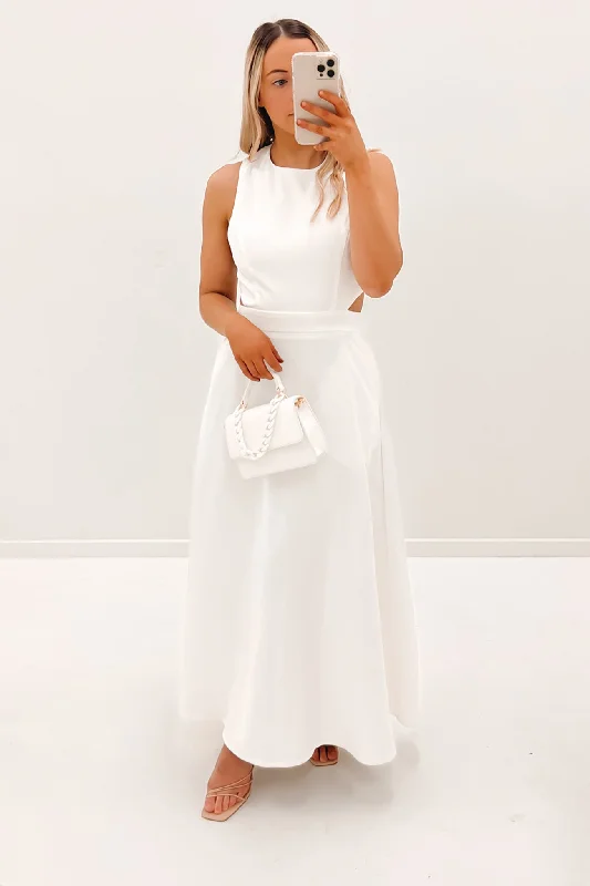 Minimal Classic Inner Guidance Maxi Dress White