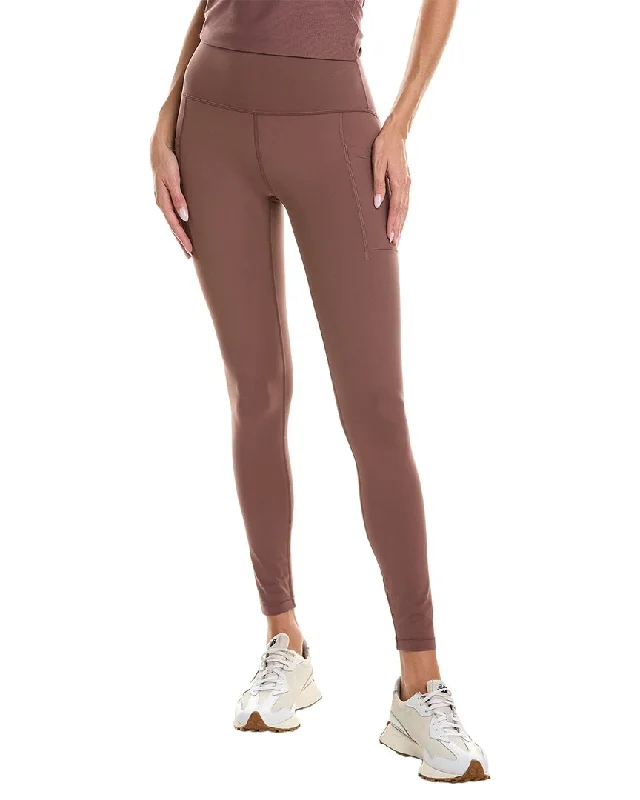 Fashionable Items New Balance NB Sleek Legging