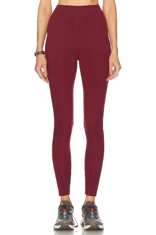 Floral Prints Powerbeyond Midi Legging In California Merlot