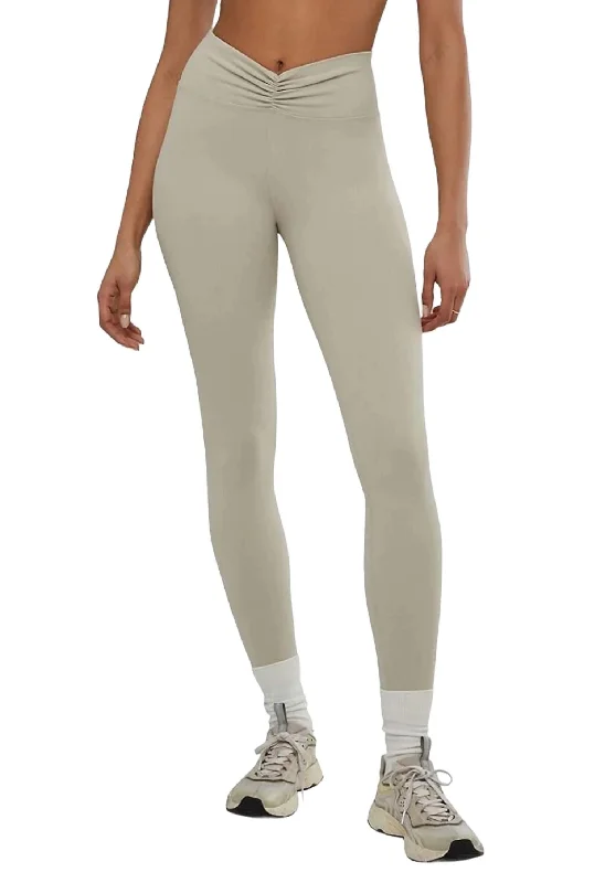 Practical Style Ruched V-Legging In Stone